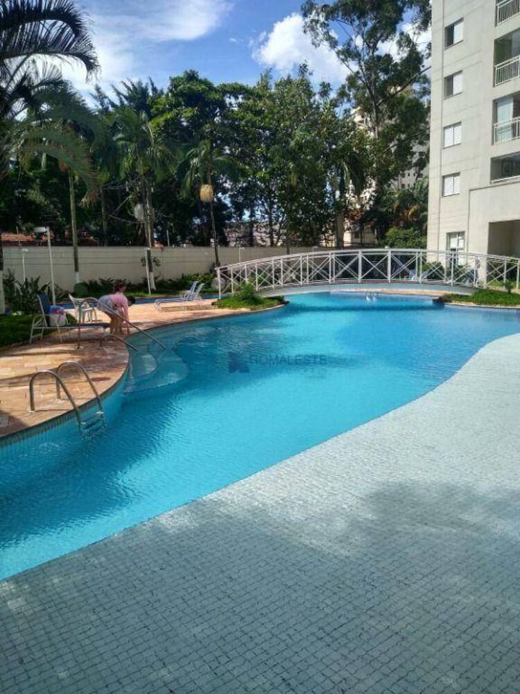 Apartamento à venda com 2 quartos, 64m² - Foto 16