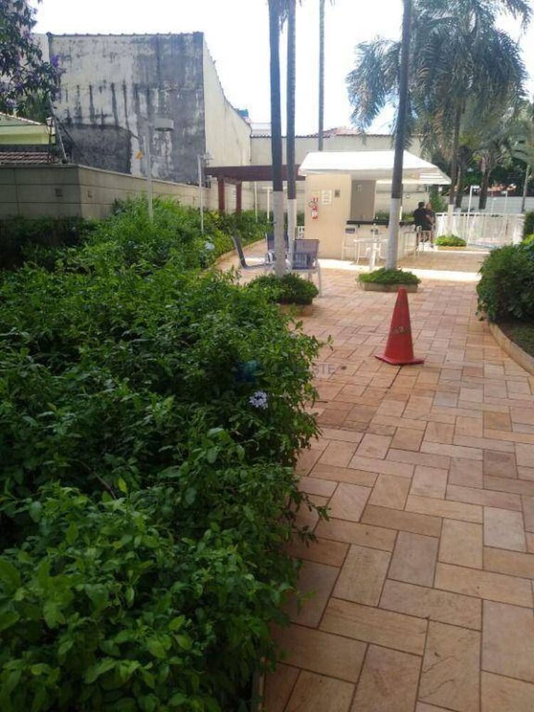 Apartamento à venda com 2 quartos, 64m² - Foto 20