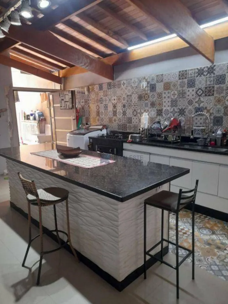 Sobrado, 3 quartos, 280 m² - Foto 7