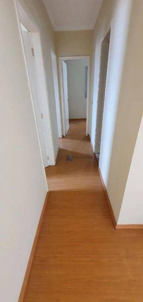 Apartamento à venda com 3 quartos, 72m² - Foto 2