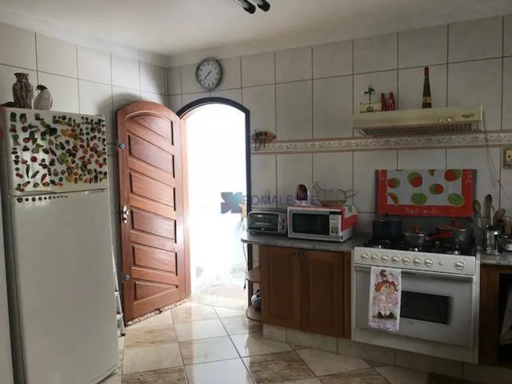 Sobrado, 3 quartos, 200 m² - Foto 1