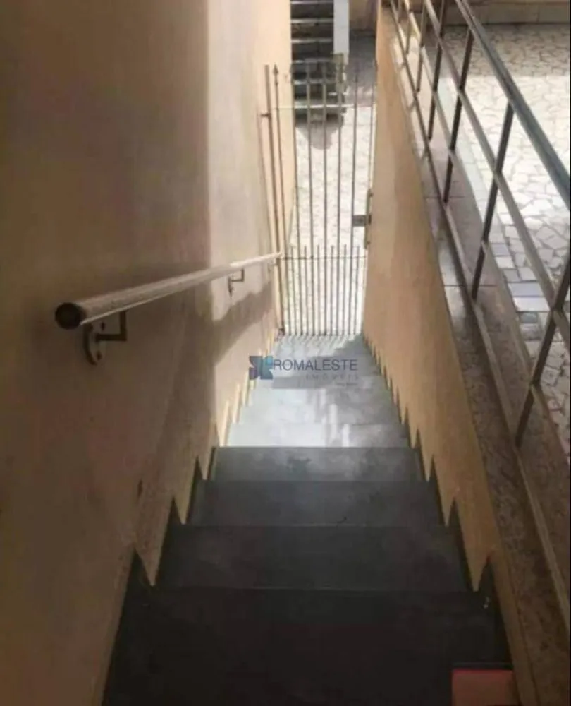 Sobrado, 7 quartos, 250 m² - Foto 2