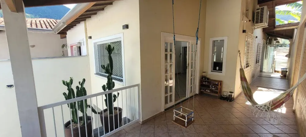 Casa, 3 quartos, 170 m² - Foto 2