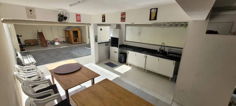 Casa, 3 quartos, 170 m² - Foto 1