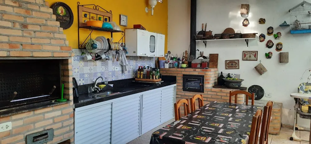 Sobrado, 5 quartos, 268 m² - Foto 1