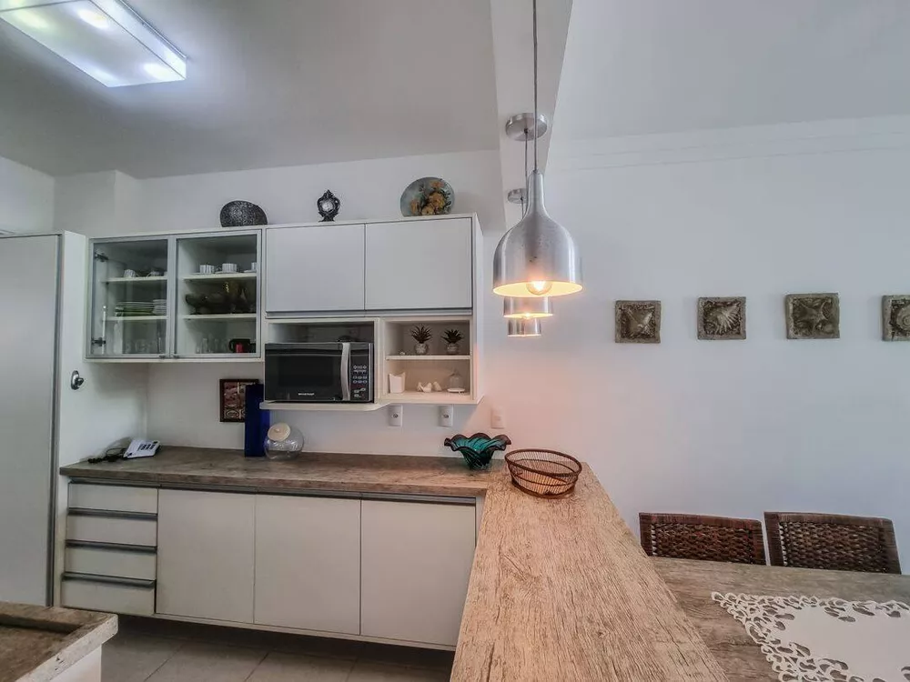 Apartamento à venda com 3 quartos, 138m² - Foto 1