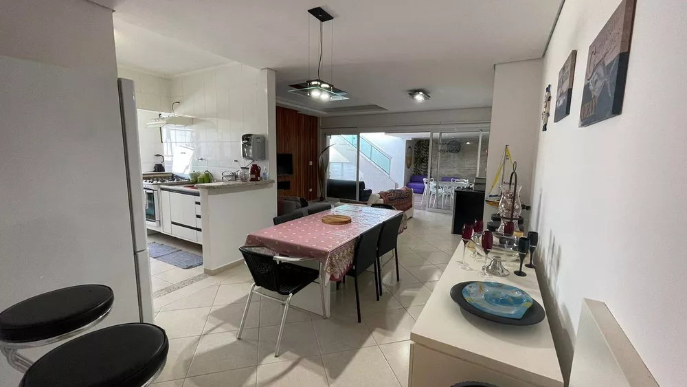 Cobertura à venda com 3 quartos, 350m² - Foto 4