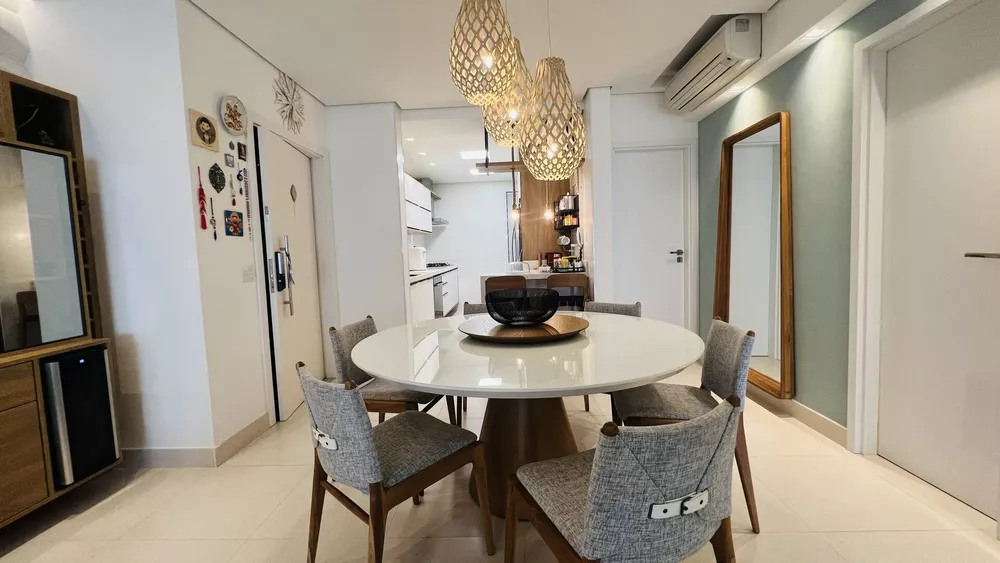 Apartamento à venda com 3 quartos, 153m² - Foto 3