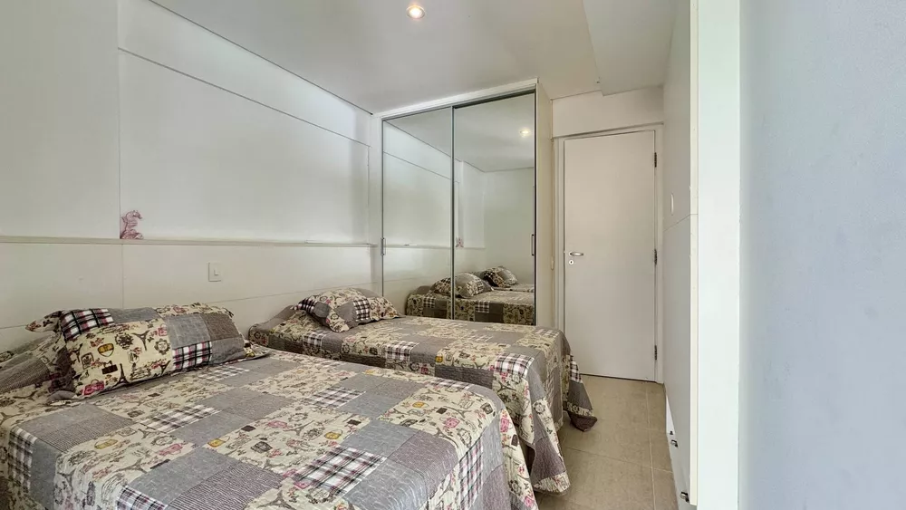 Apartamento à venda com 3 quartos, 107m² - Foto 12