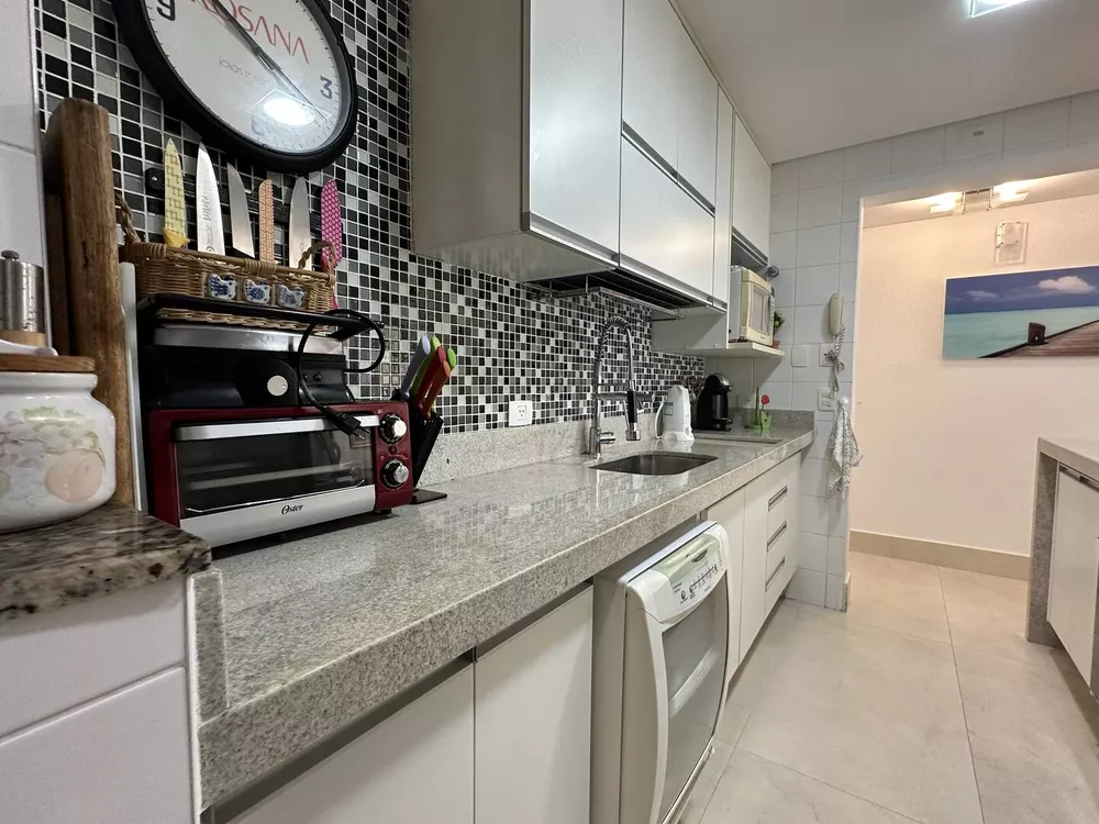 Apartamento à venda com 3 quartos, 107m² - Foto 3