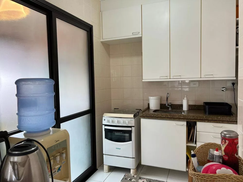 Apartamento à venda com 3 quartos, 110m² - Foto 2