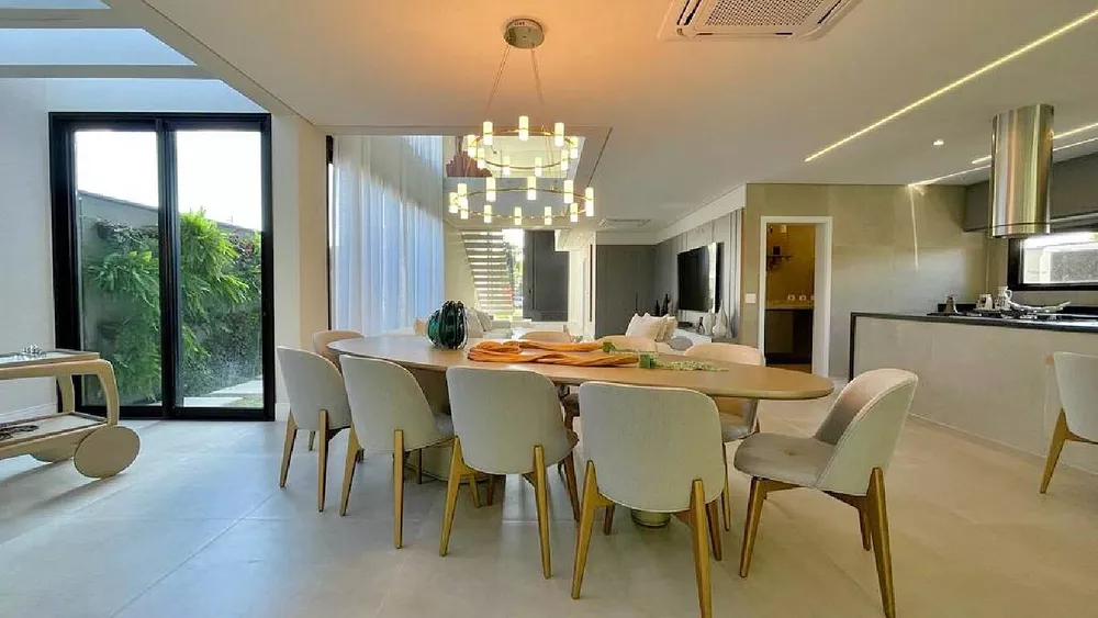 Casa à venda com 6 quartos, 420m² - Foto 8