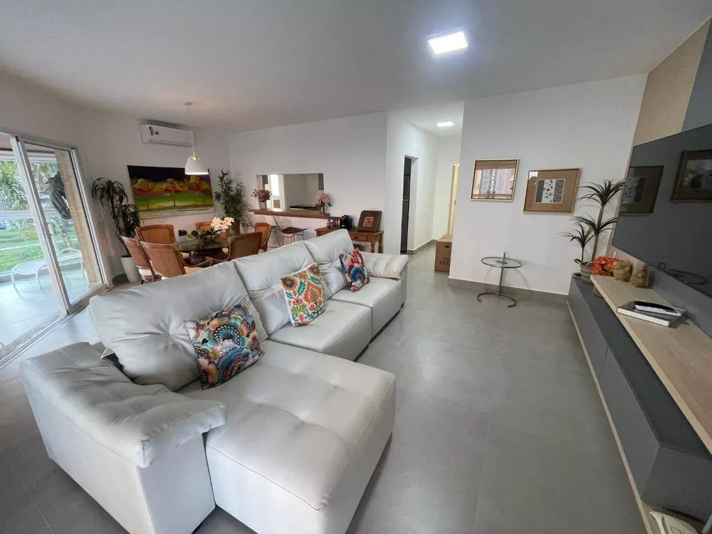 Apartamento à venda com 3 quartos, 156m² - Foto 6