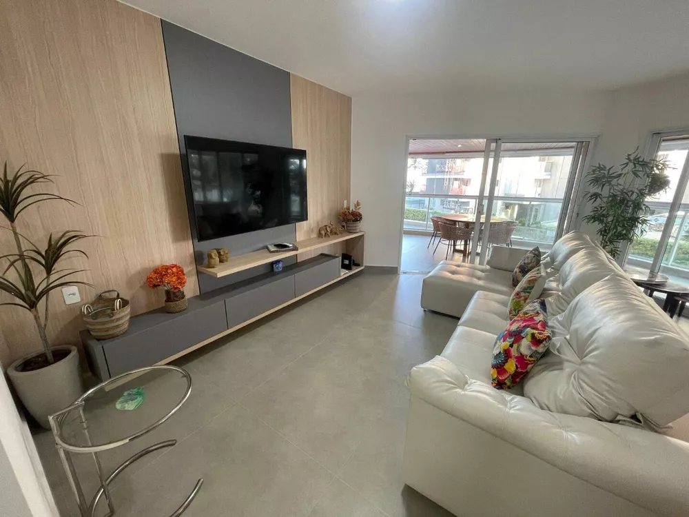 Apartamento à venda com 3 quartos, 156m² - Foto 5