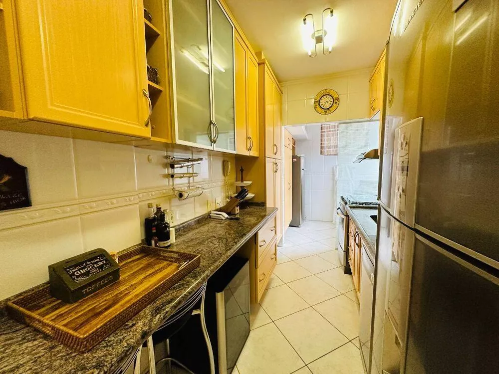 Apartamento à venda com 4 quartos, 193m² - Foto 3