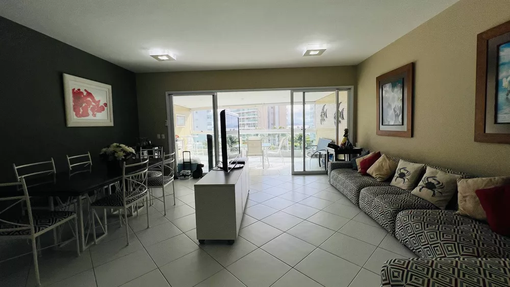 Apartamento à venda com 3 quartos, 145m² - Foto 4