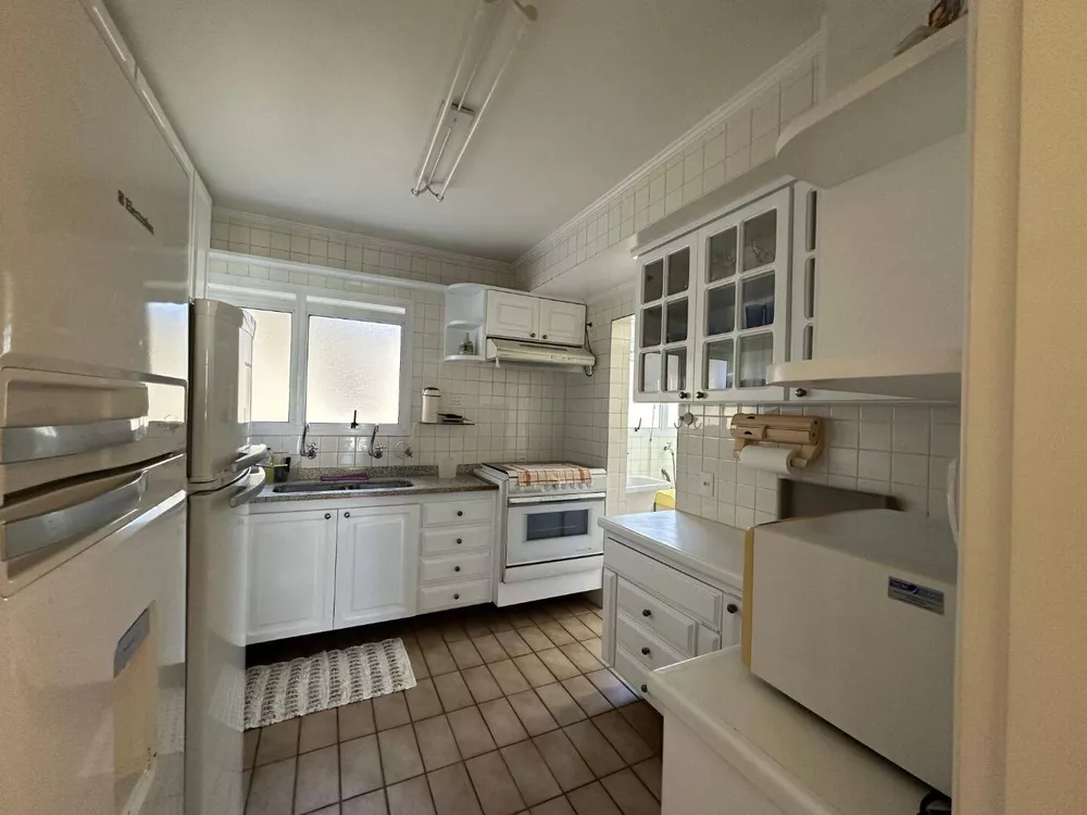 Apartamento à venda com 4 quartos, 155m² - Foto 1