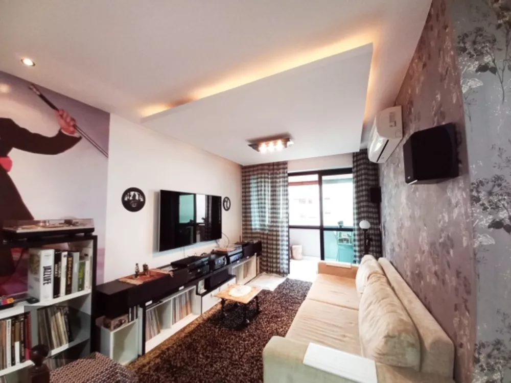 Apartamento à venda com 2 quartos, 88m² - Foto 4