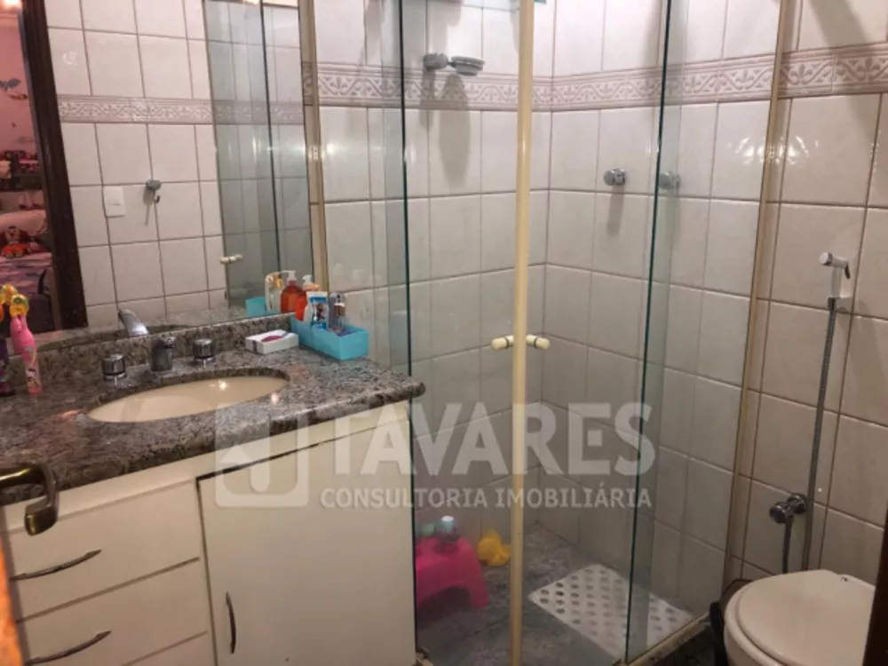 Apartamento à venda com 4 quartos, 199m² - Foto 7