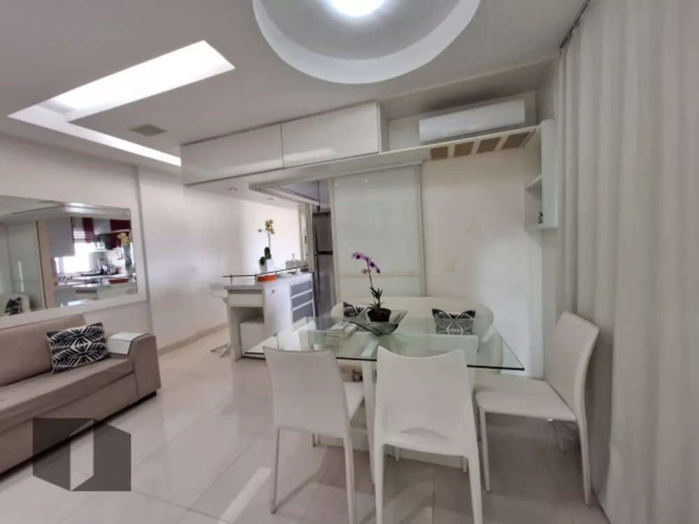 Apartamento à venda com 2 quartos, 64m² - Foto 3