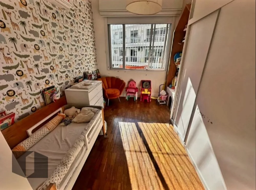 Apartamento à venda com 3 quartos, 175m² - Foto 16