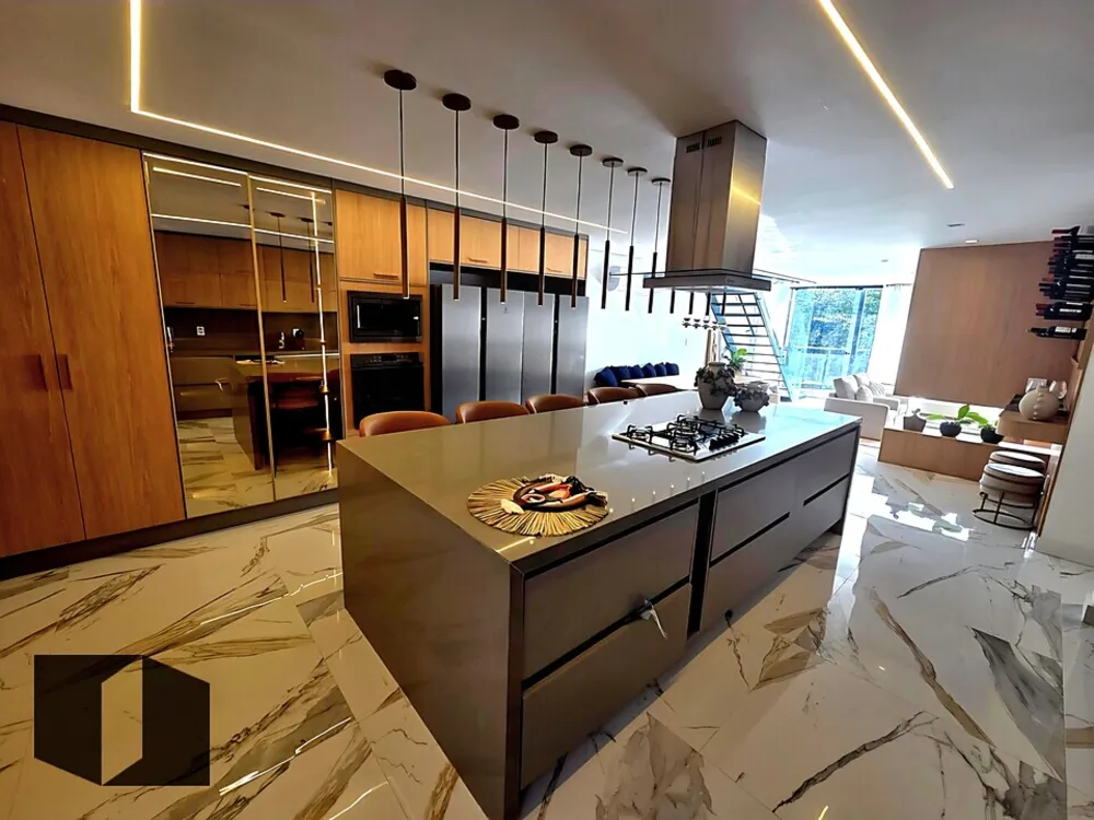 Cobertura, 4 quartos, 307 m² - Foto 1