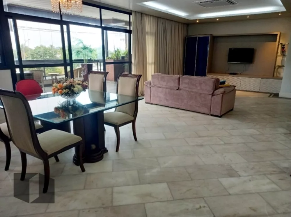 Apartamento, 3 quartos, 168 m² - Foto 1