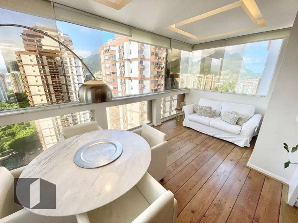 Apartamento à venda com 3 quartos, 127m² - Foto 1