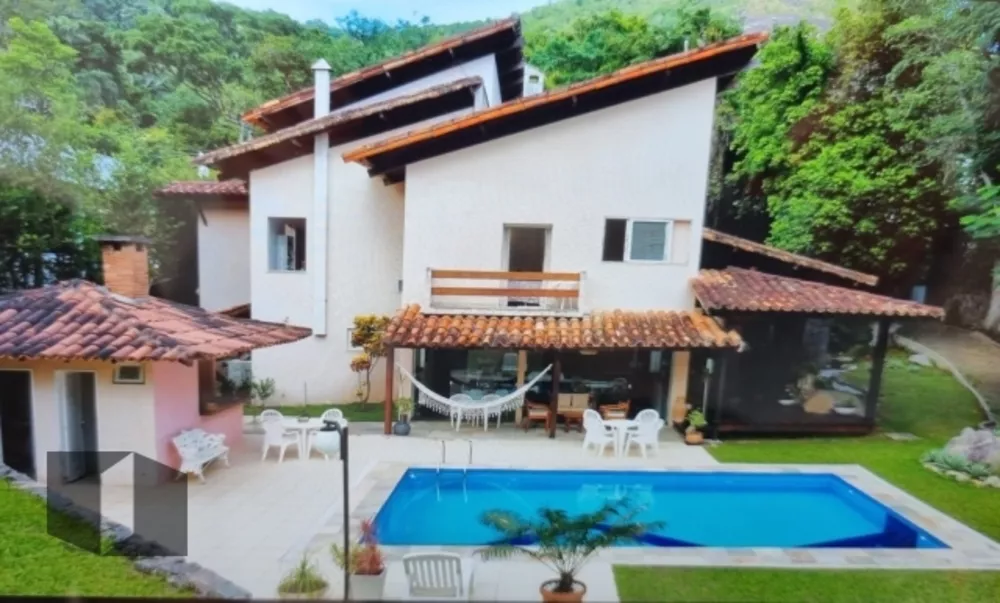 Casa de Condomínio à venda com 3 quartos, 619m² - Foto 3