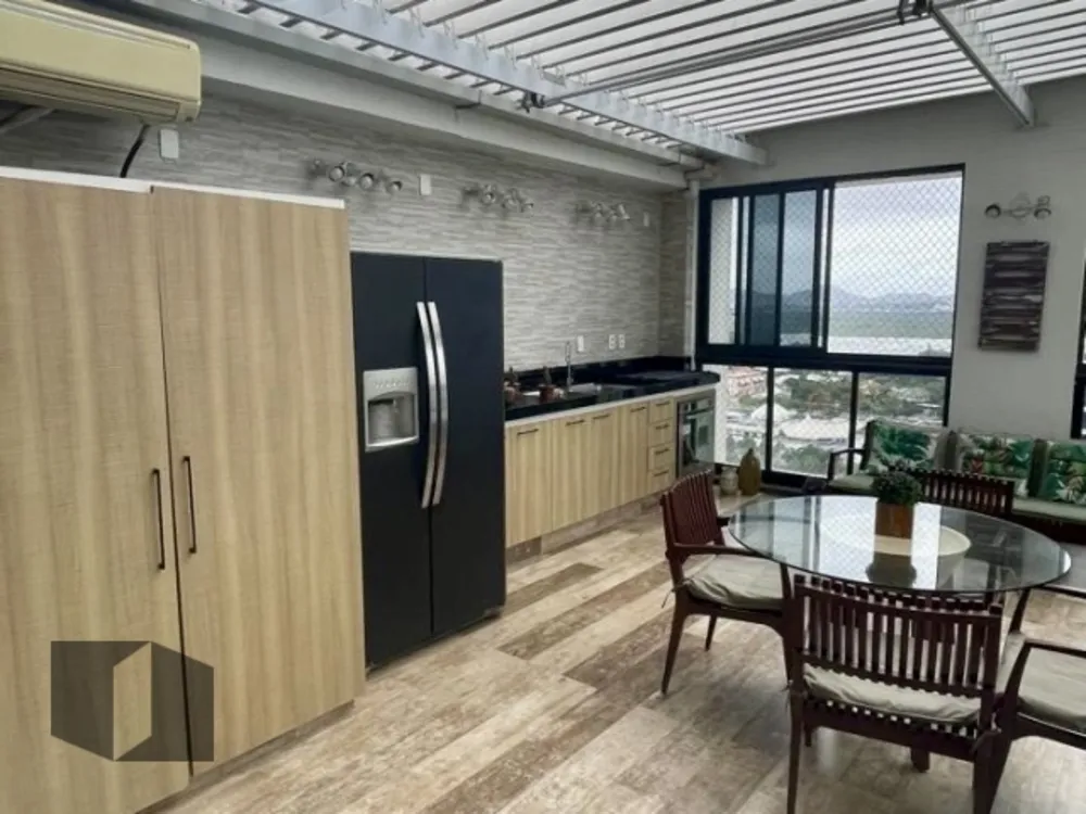 Apartamento, 3 quartos, 209 m² - Foto 2