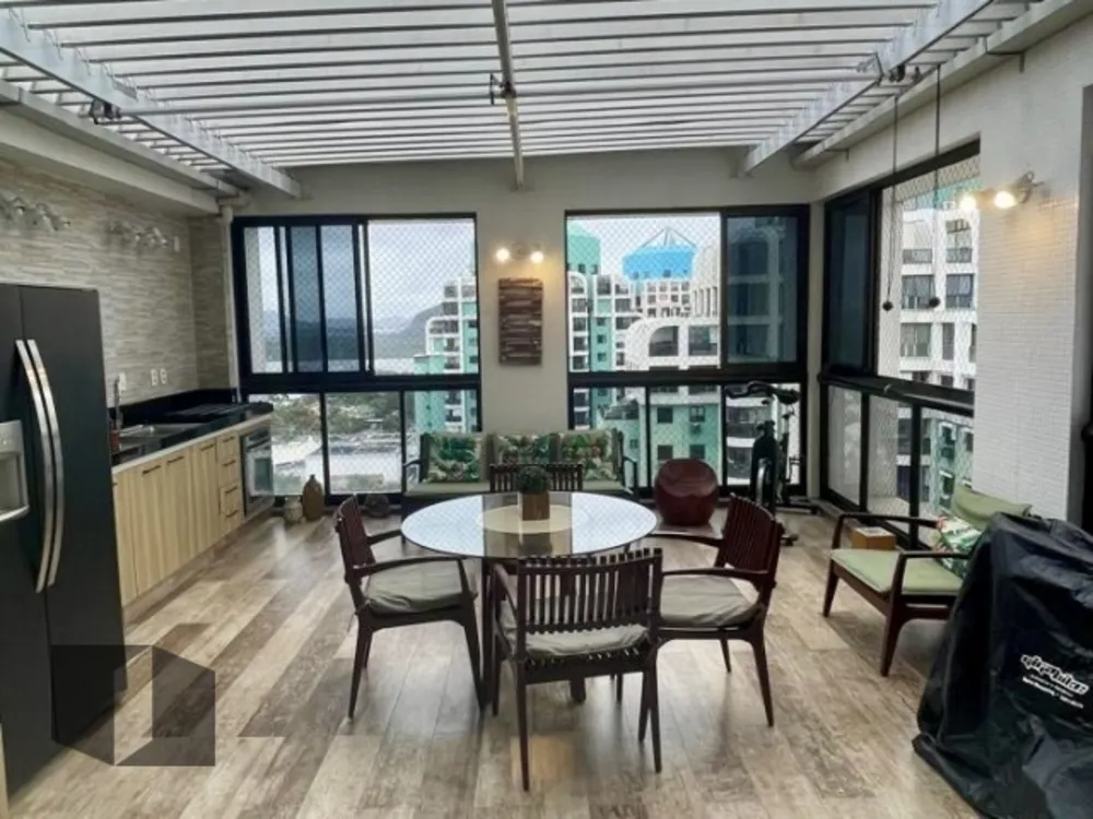 Apartamento, 3 quartos, 209 m² - Foto 1