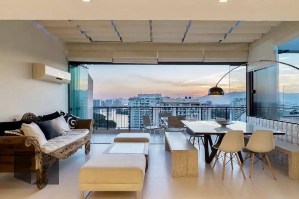 Cobertura, 3 quartos, 204 m² - Foto 2