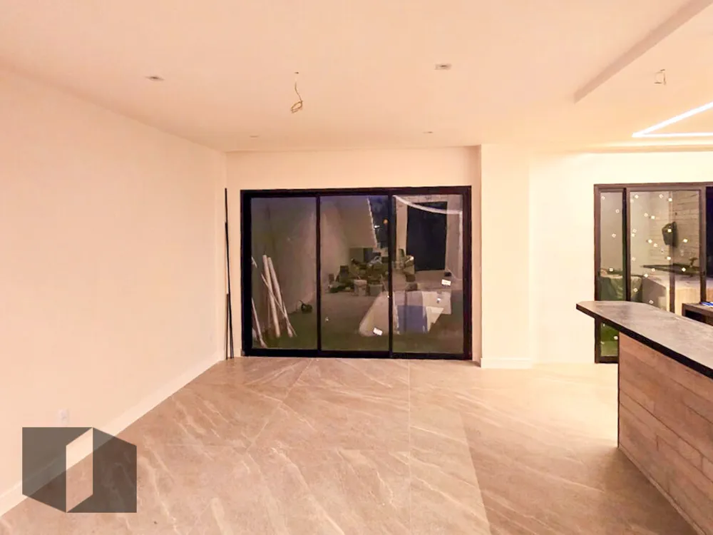 Casa, 3 quartos, 250 m² - Foto 6
