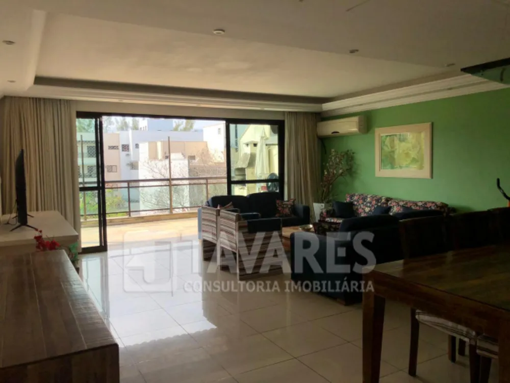 Cobertura, 3 quartos, 197 m² - Foto 2