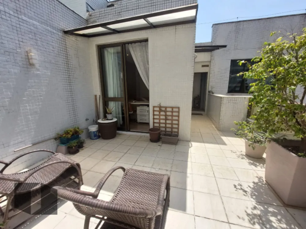 Cobertura, 3 quartos, 131 m² - Foto 2