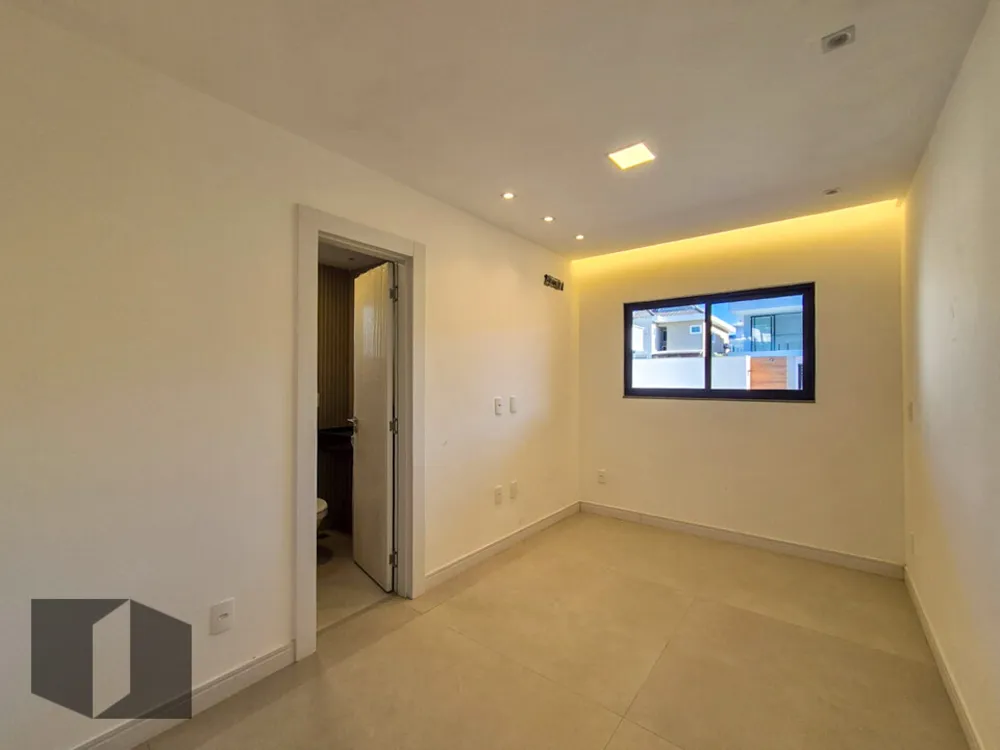 Casa, 4 quartos, 250 m² - Foto 13