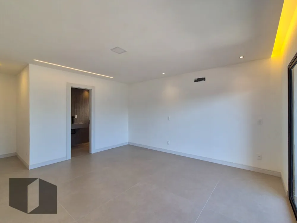 Casa, 4 quartos, 250 m² - Foto 18