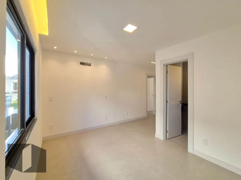 Casa, 4 quartos, 250 m² - Foto 25