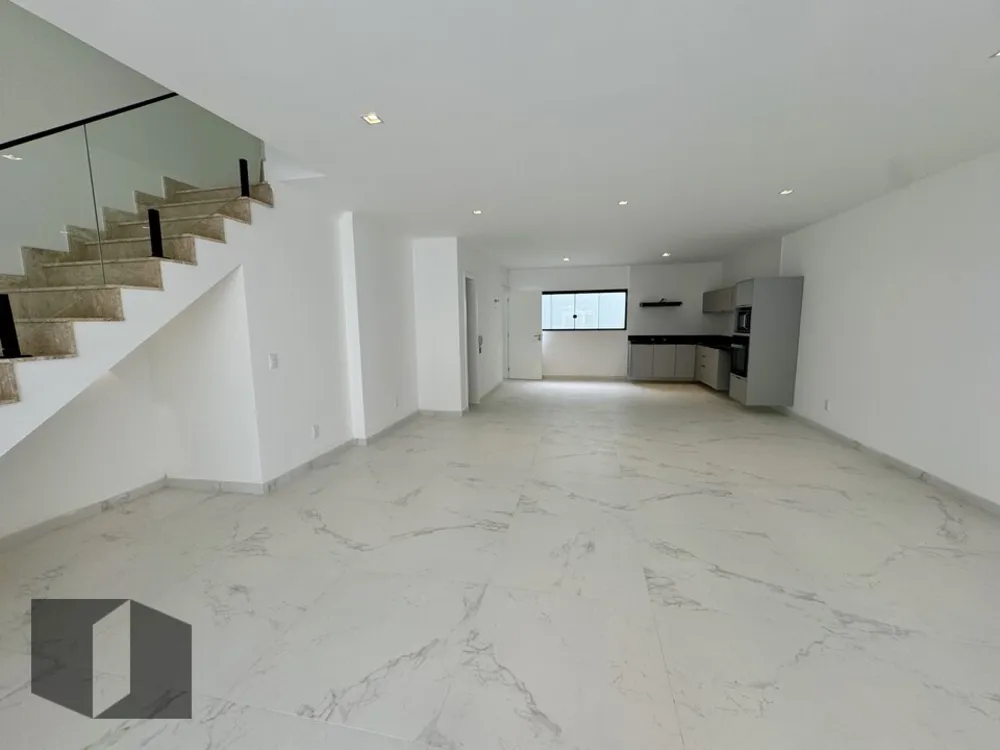 Casa, 3 quartos, 315 m² - Foto 23