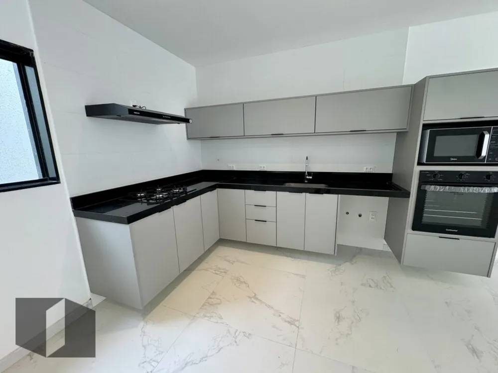 Casa, 3 quartos, 315 m² - Foto 4