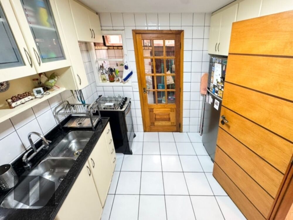 Casa, 3 quartos, 200 m² - Foto 8