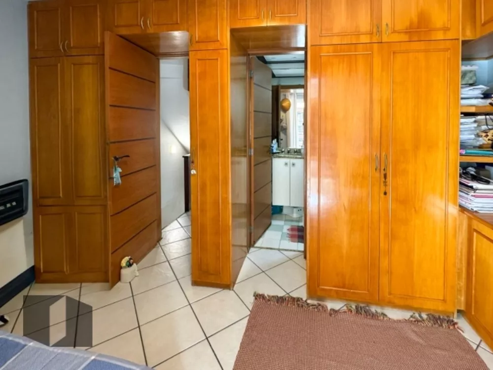 Casa, 3 quartos, 200 m² - Foto 13
