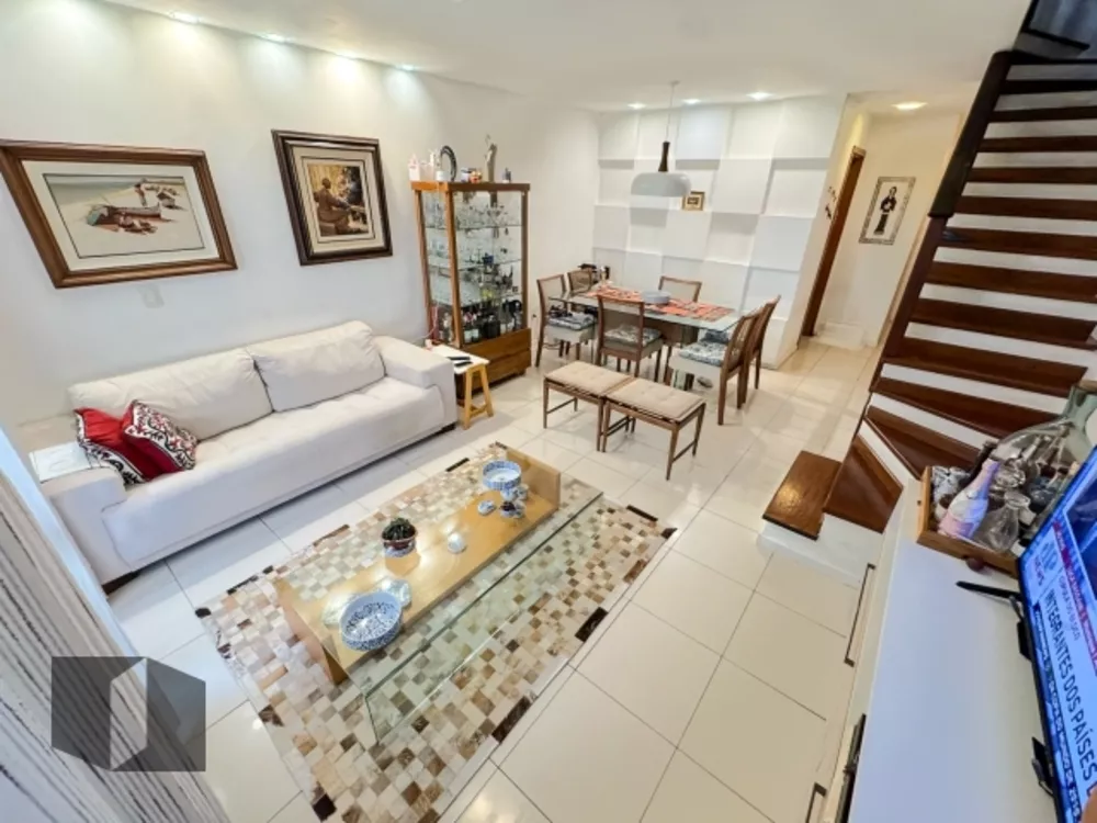 Casa, 3 quartos, 200 m² - Foto 1