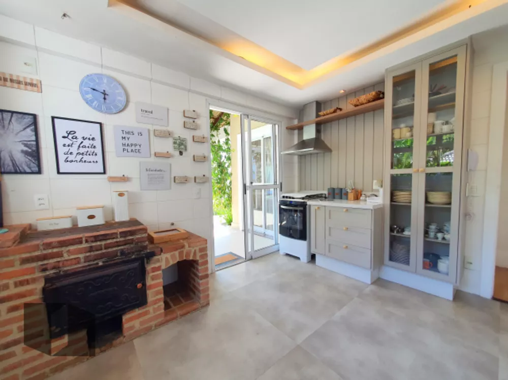 Casa, 4 quartos, 250 m² - Foto 27