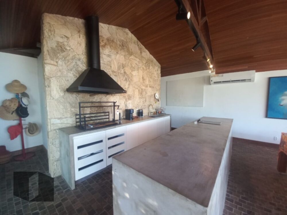 Casa à venda com 4 quartos, 667m² - Foto 4