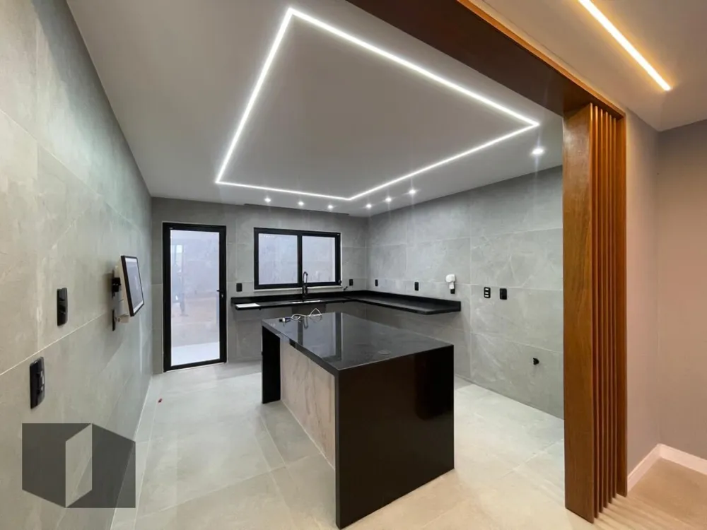 Casa, 4 quartos, 218 m² - Foto 3