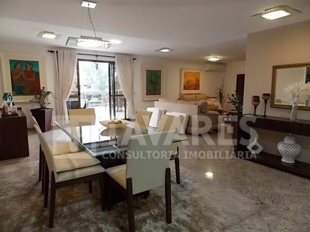 Cobertura à venda com 3 quartos, 241m² - Foto 1