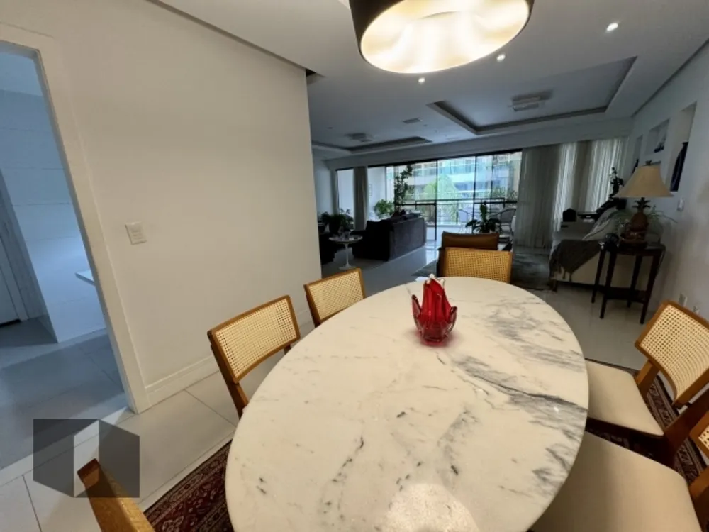 Apartamento, 3 quartos, 180 m² - Foto 11