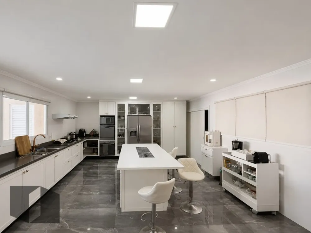 Casa, 3 quartos, 243 m² - Foto 9