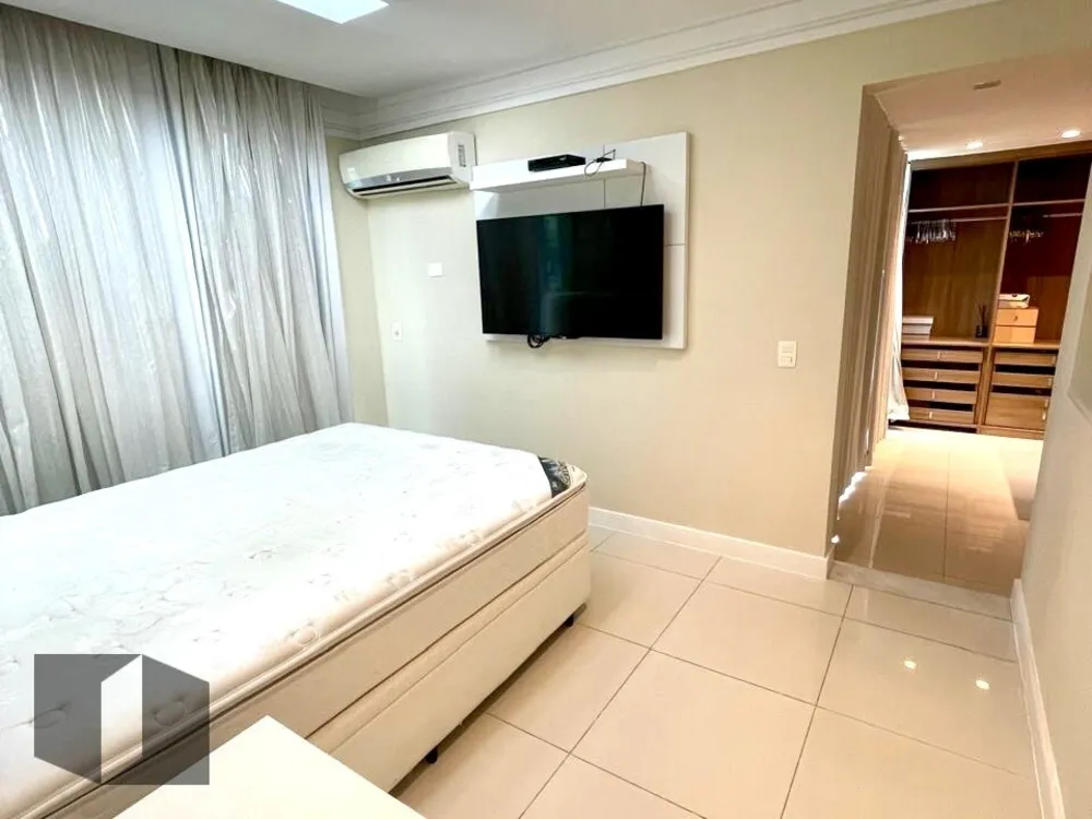 Cobertura, 3 quartos, 202 m² - Foto 12